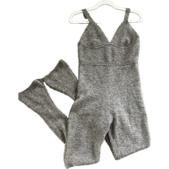 House of CB Jumpsuit Size Medium Heaven Brown Marl Loungewear
8026 - Picture 4 of 11